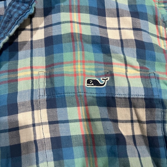 Vineyard Vines Button Down - Picture 2 of 3